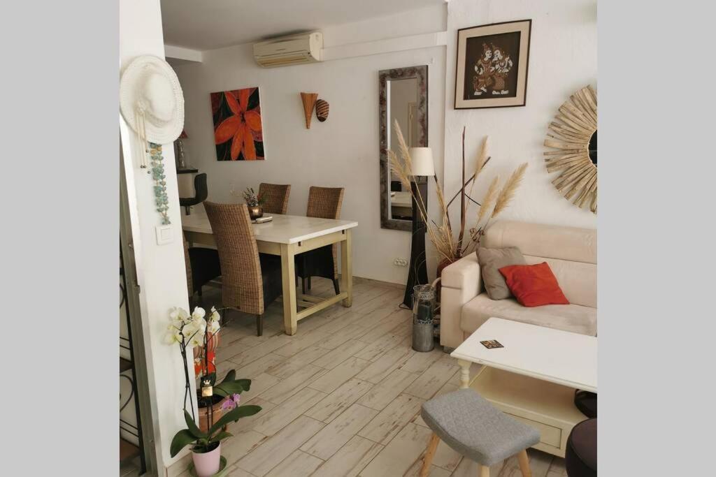 La En Bord De Sur Apartment